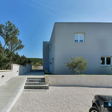 Vakantiehuis Gust By Interhome