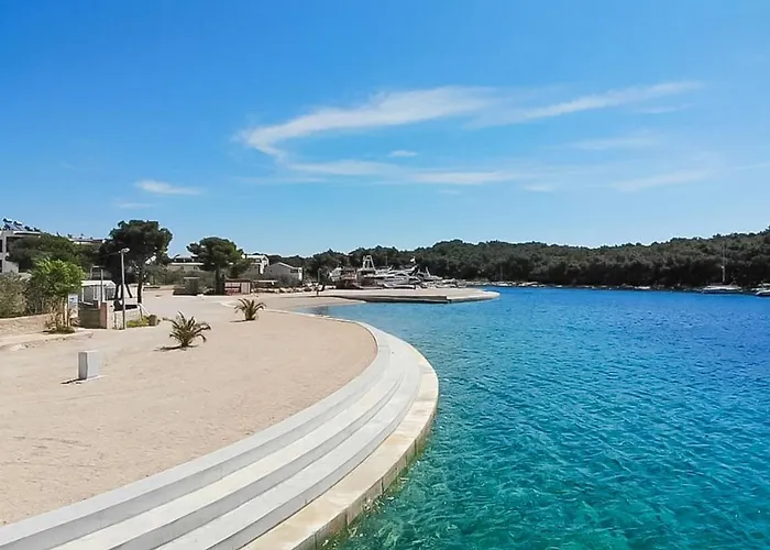 Gust By Interhome בית נופש Tribalj